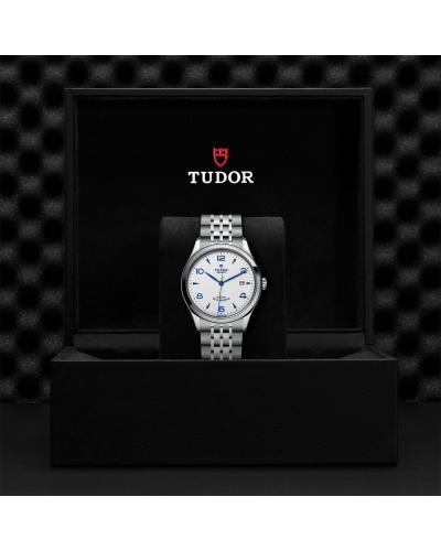 Tudor 1926 39 mm steel case, Opaline and blue dial (watches)